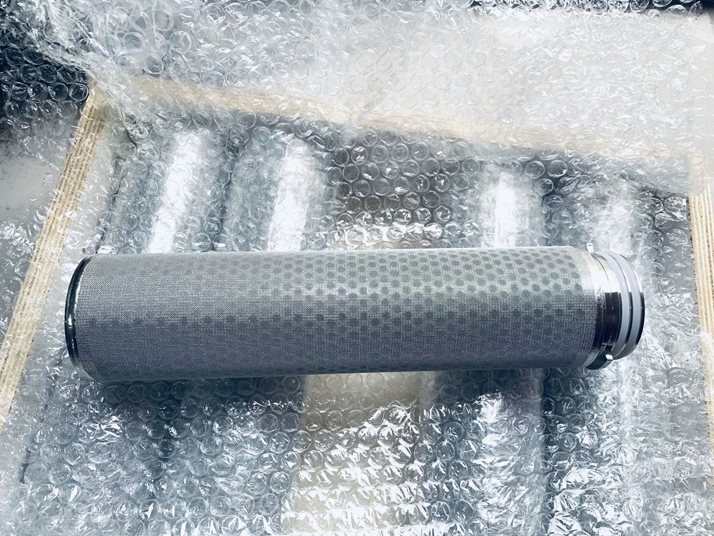 冲孔板复合网的优势你知道几多？？？？